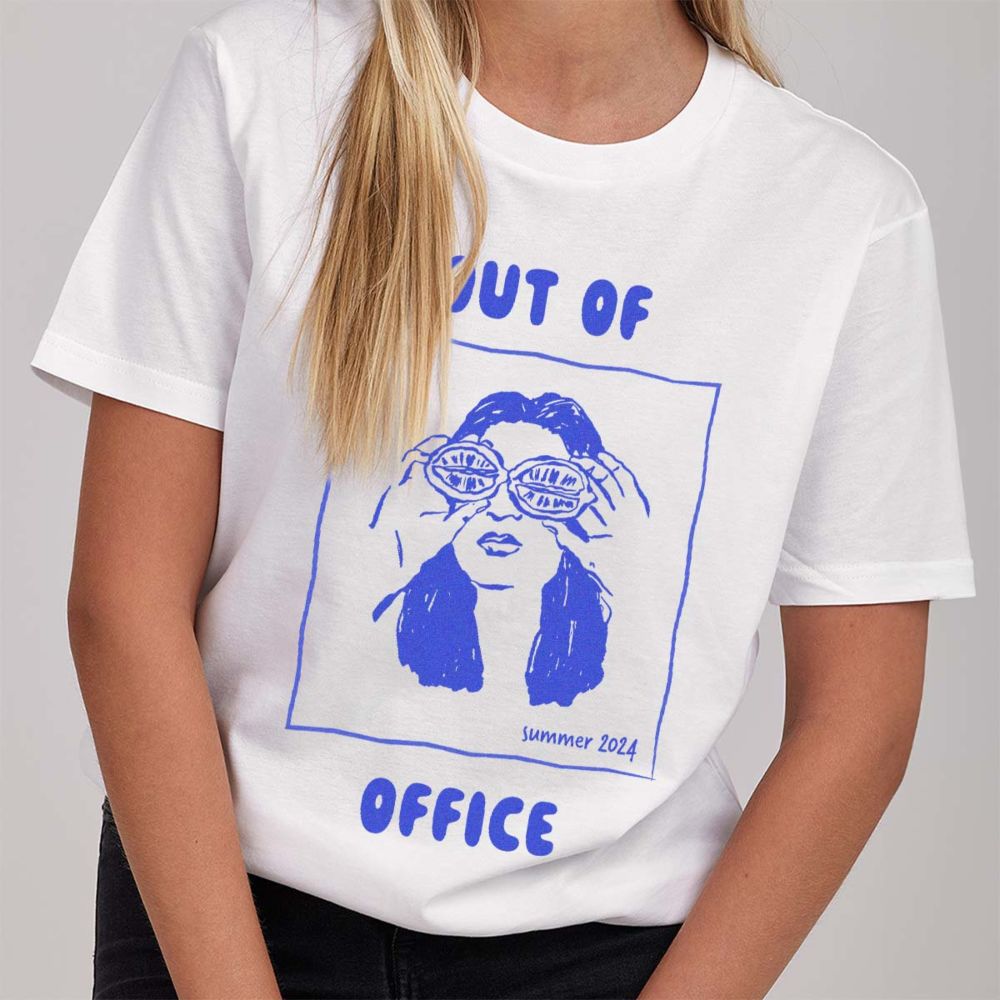 Personalisierbares T-Shirt mit Illustration und Text